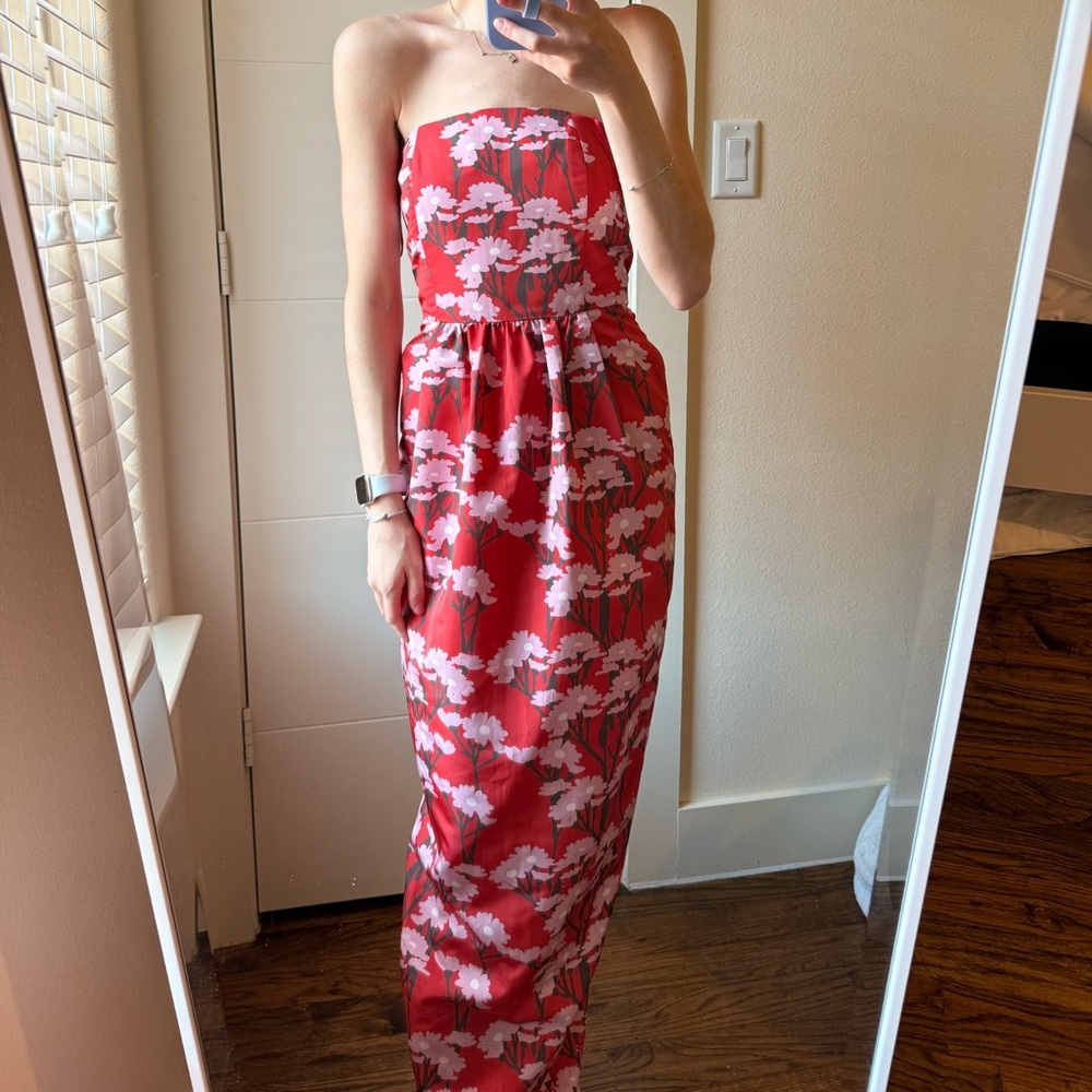 Strapless Red Floral Maxi Dress - Elegant Summer Style - Picture 3 of 5